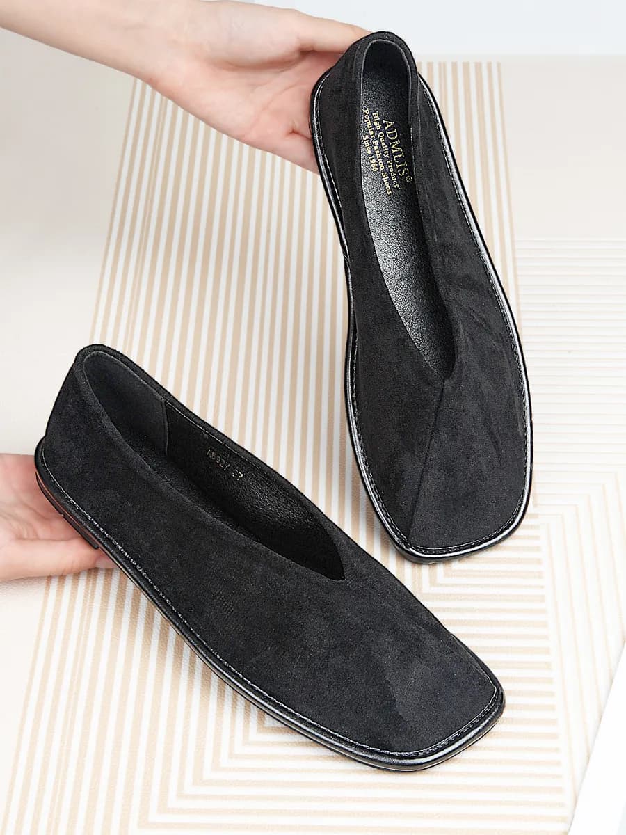 Балетки женские без каблука с закрытым носом