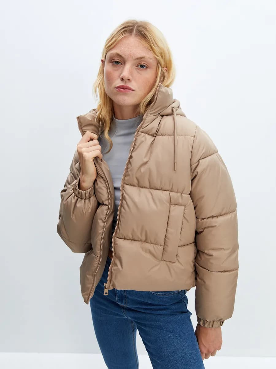 Женский бежевый Пуховик