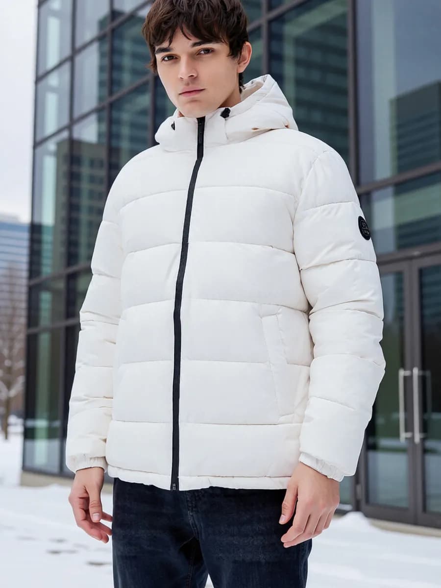 Утепленная стеганая куртка пуховик с капюшоном