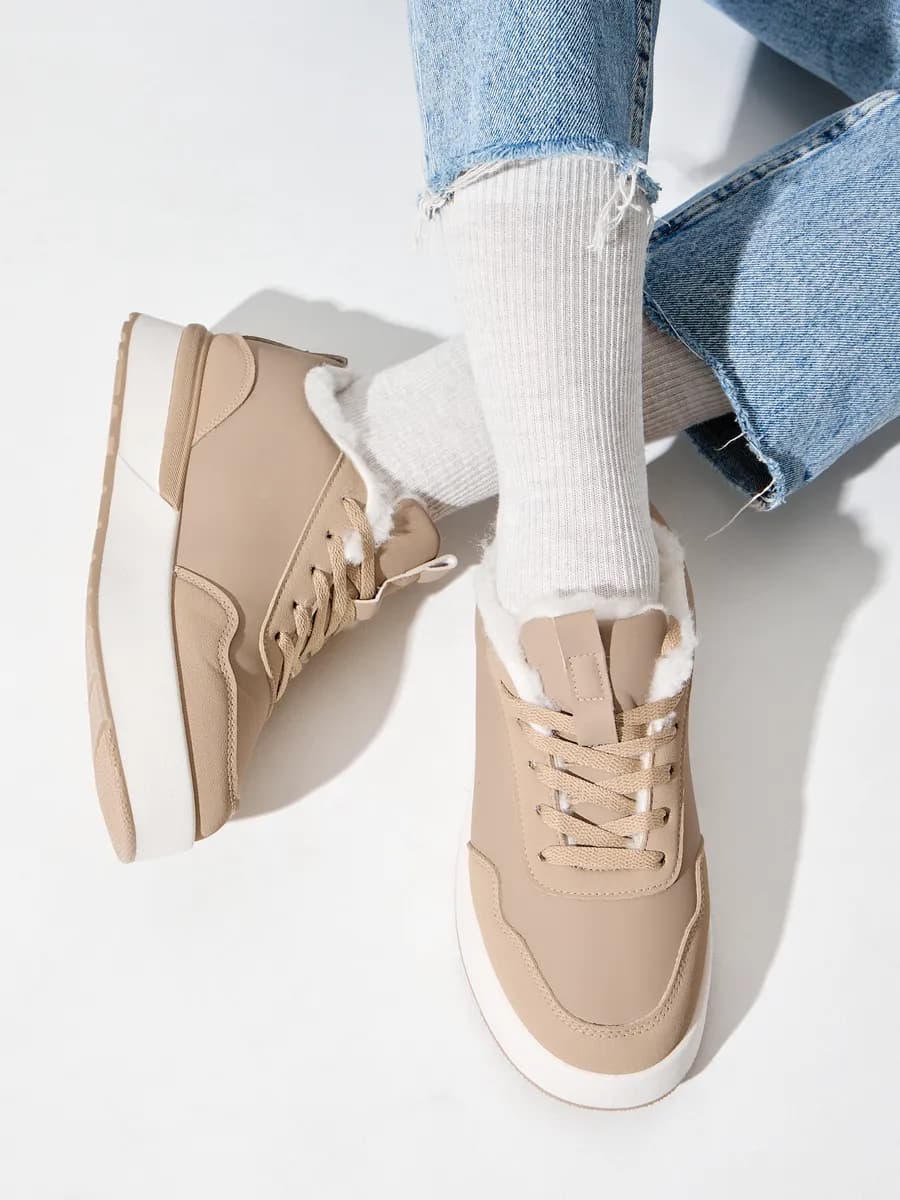 Кроссовки женские зимние с мехом на платформе