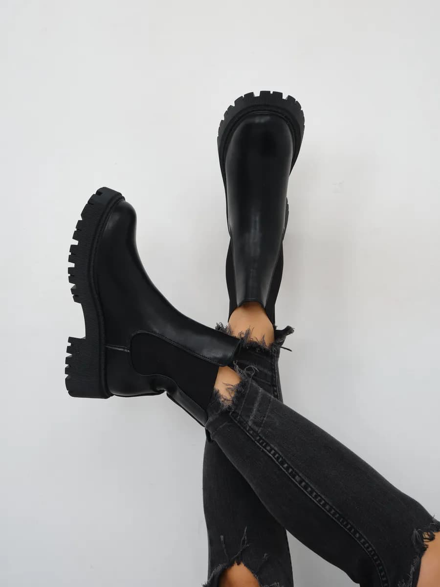 Ботинки весенние челси