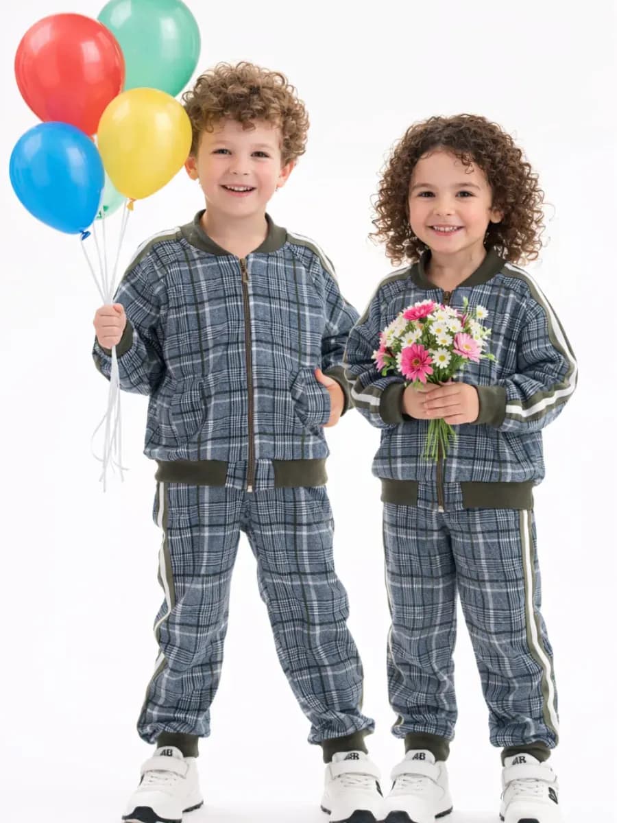 Костюм детский с брюками