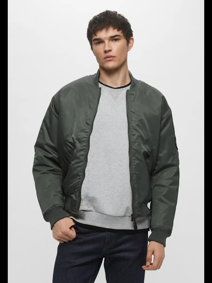 утепленный на весну куртка демисезонная