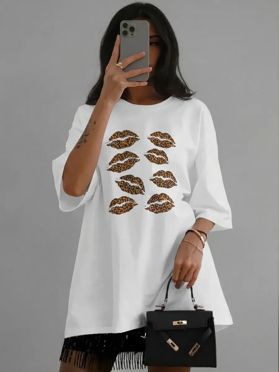 Футболка свободный крой хлопок принт поцелуи леопард