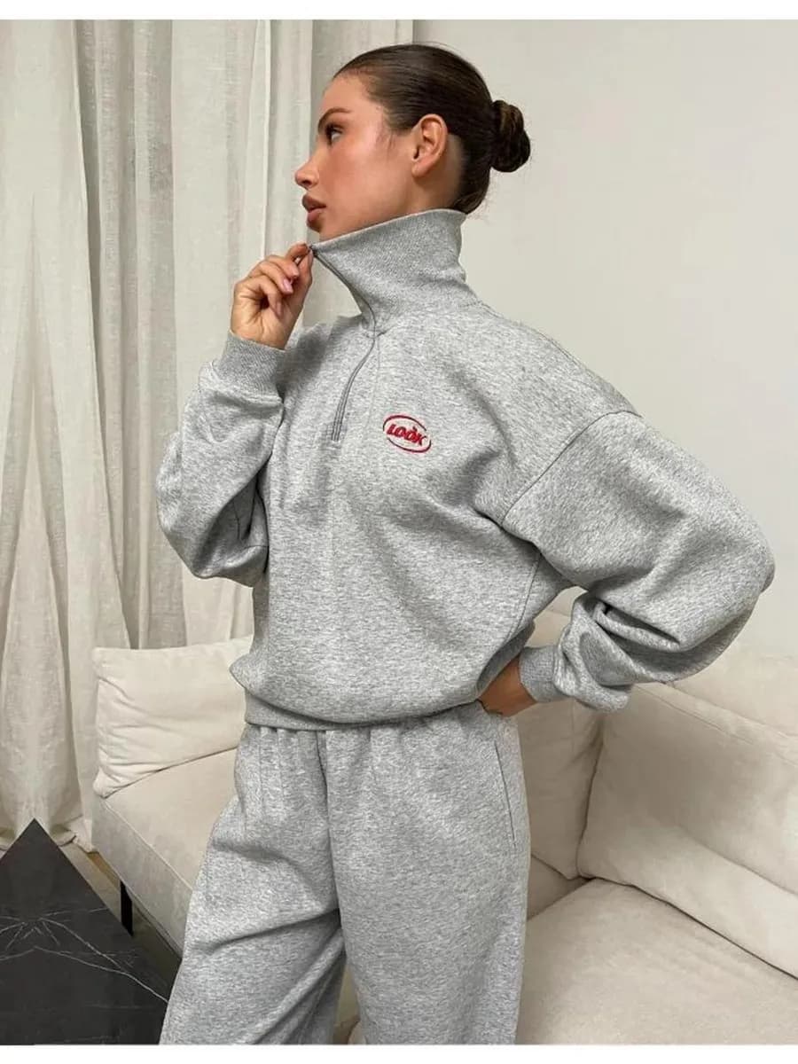 Без начеса спортивный костюм полузамок