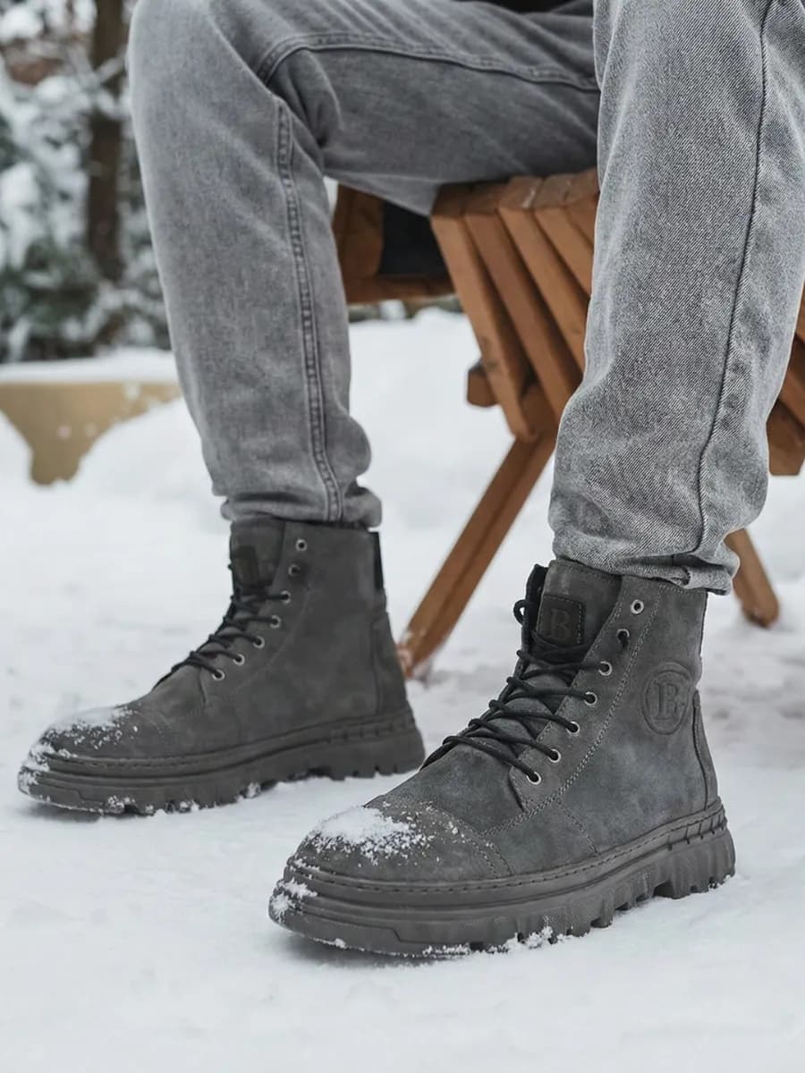 Ботинки зимние замшвые