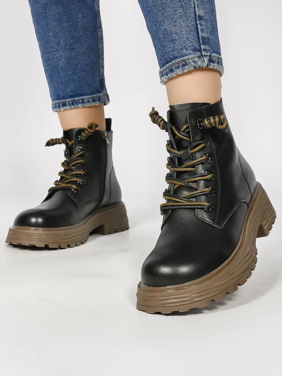 Ботинки утепленные