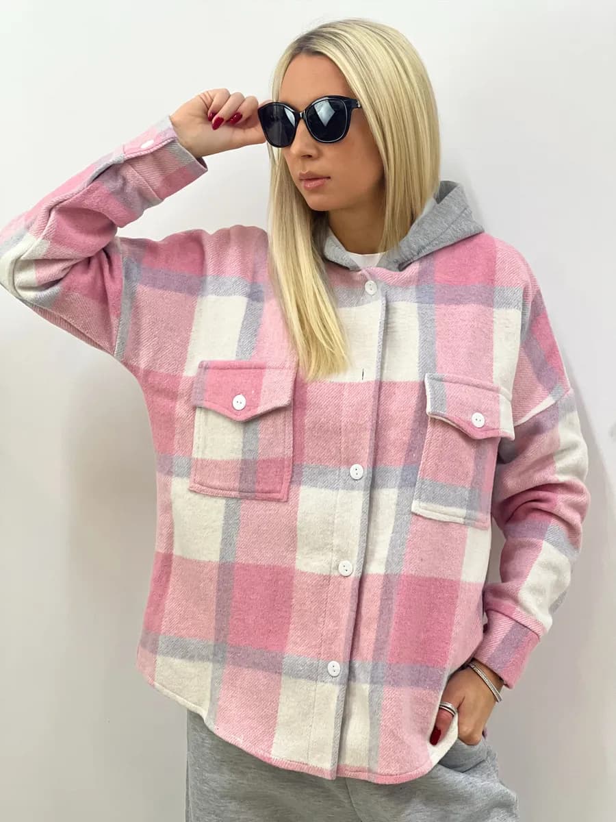 Теплая рубашка в клетку с капюшоном