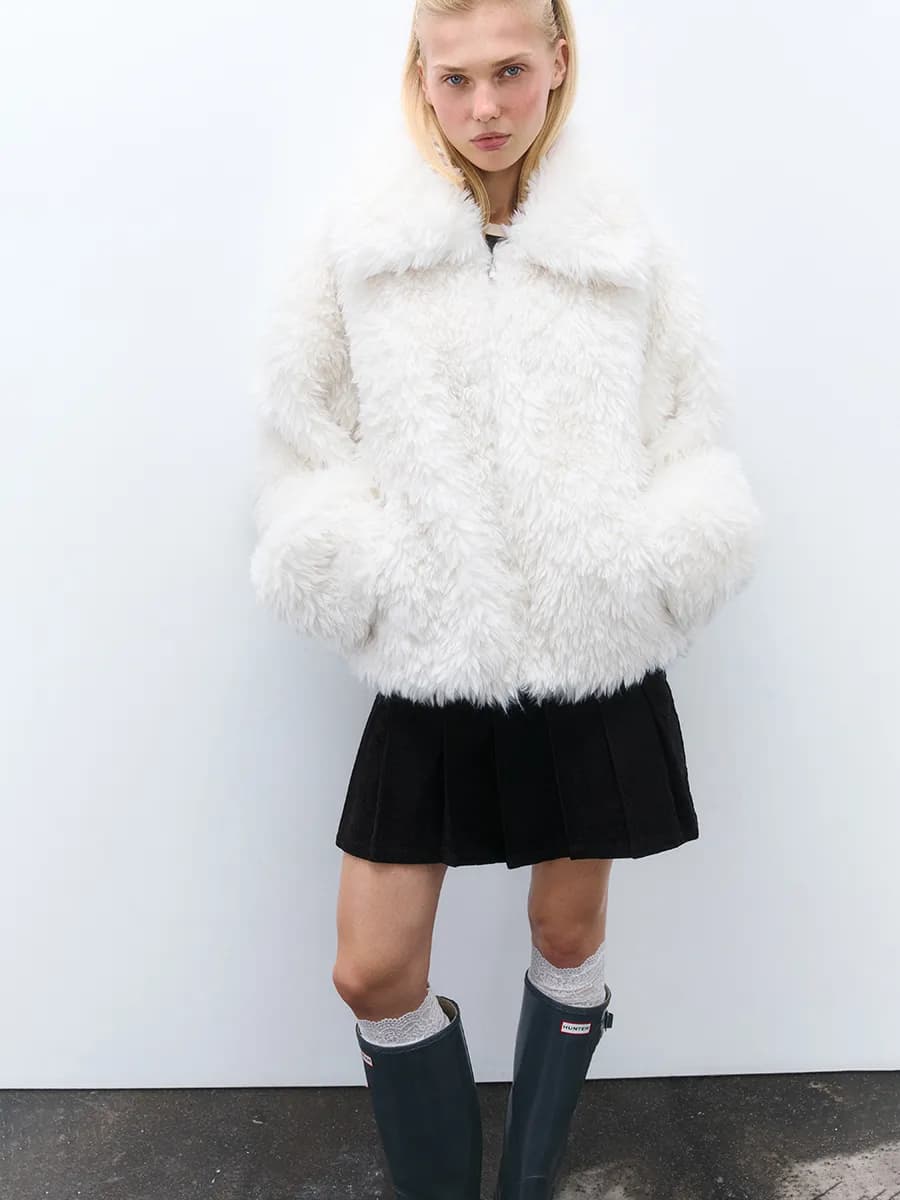 Куртка на молнии с длинным ворсом