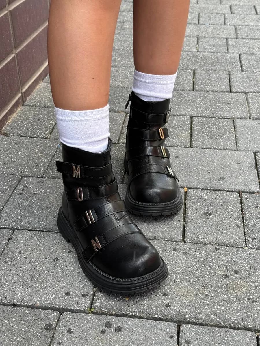 Ботинки демисезонные на толстой подошве