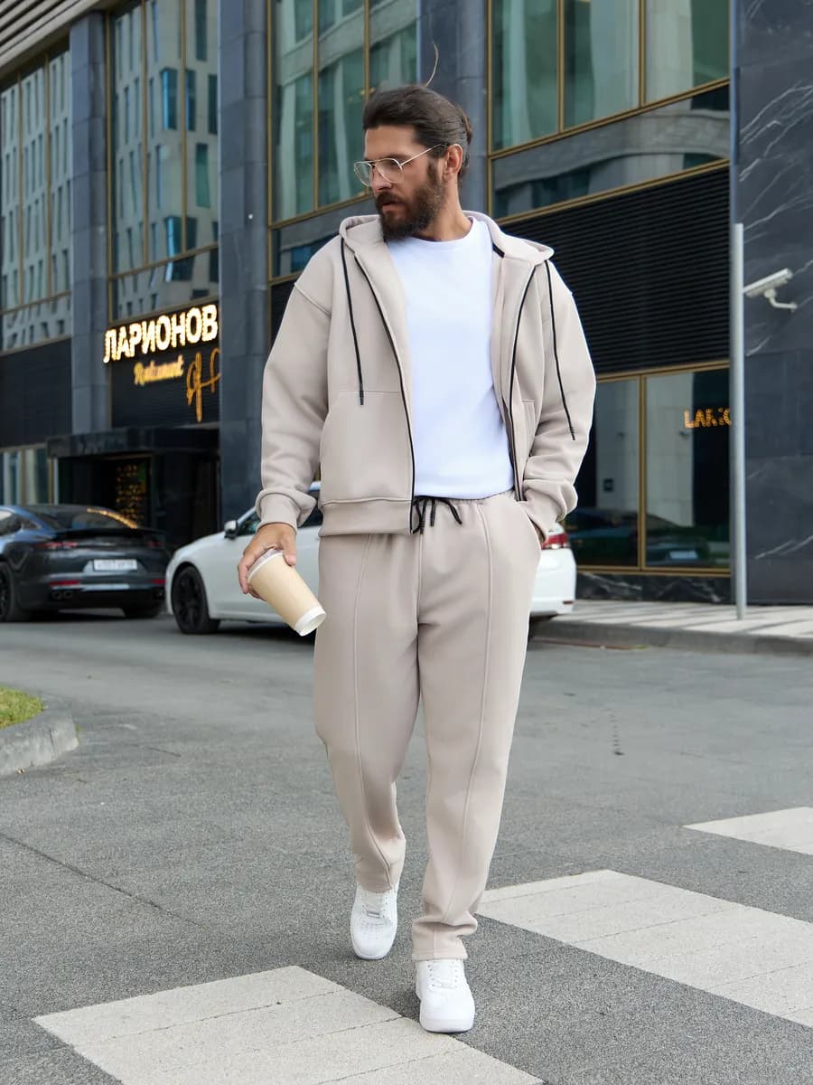 Спортивный костюм с начесом теплый на флисе