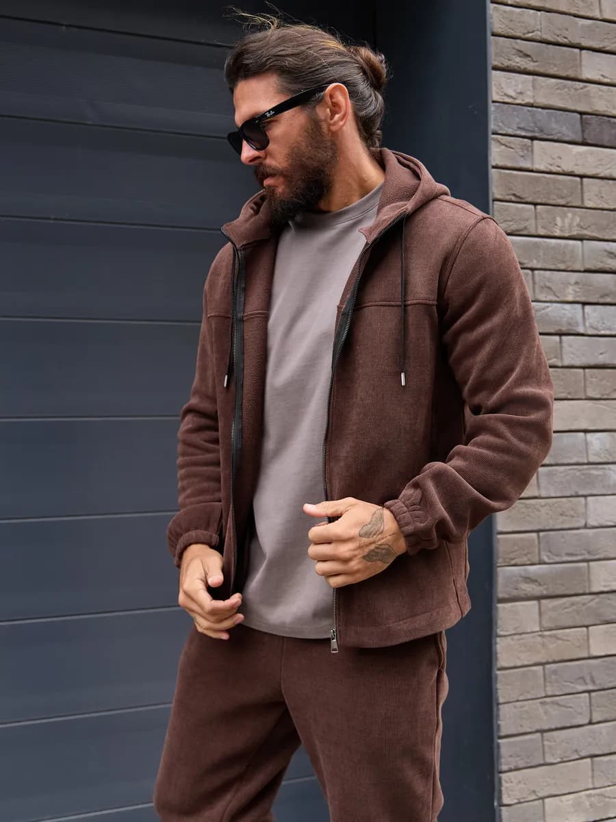 Теплый вельветовый костюм на молнии