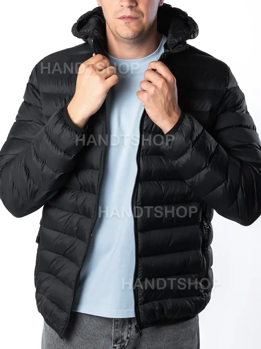 Куртка демисезонная с капюшоном утепленная