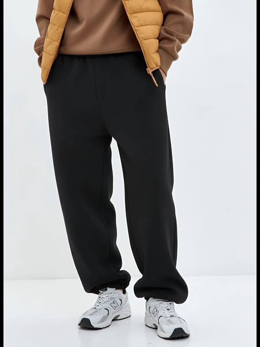 Утепленные широкие спортивные штаны с начесом