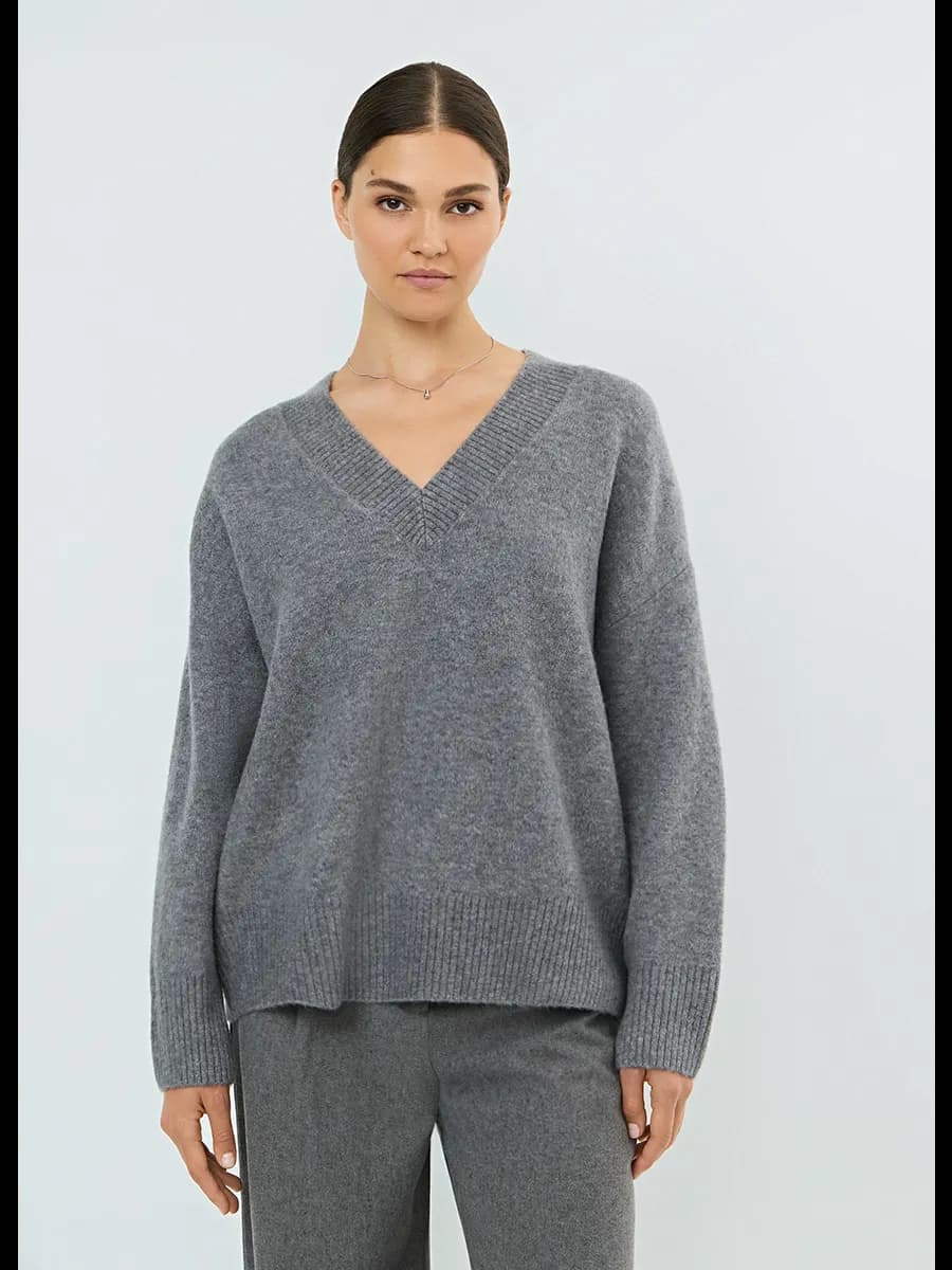 Джемпер базовый с шерстью