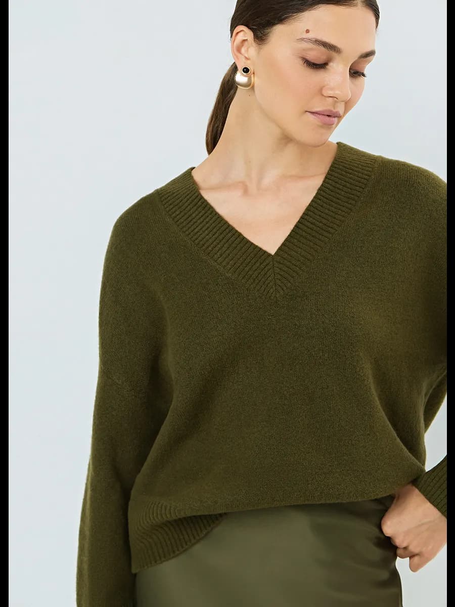 Джемпер с v-образным вырезом - фото 1