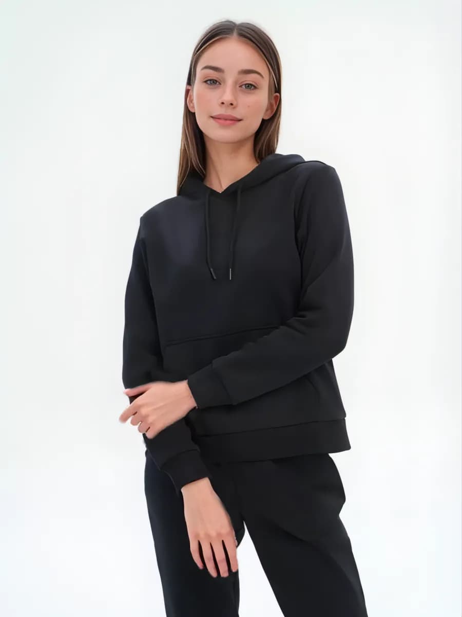 Худи с капюшоном и карманами