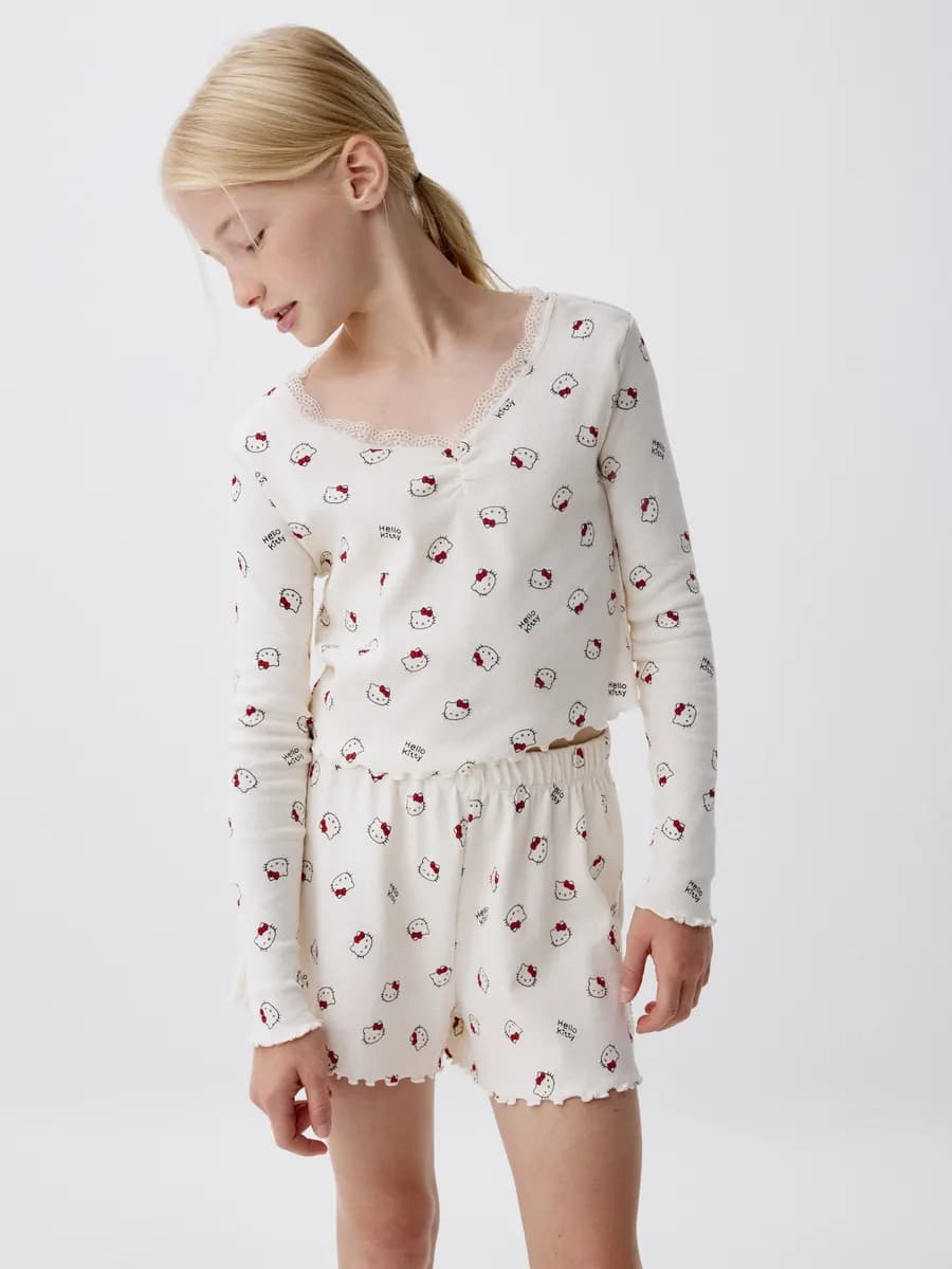 Пижама со шортами и лонгсливом с принтом Hello Kitty