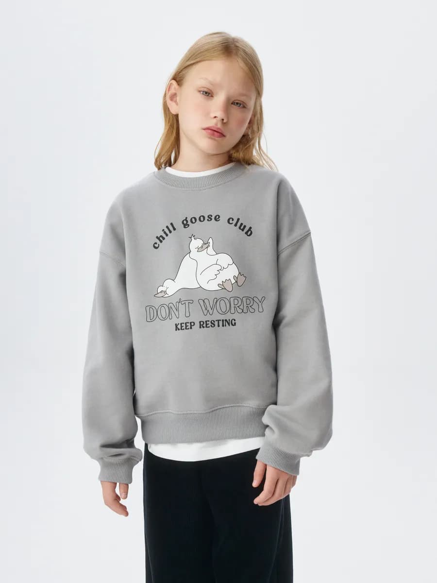 Свитшот оверсайз утепленный с принтом