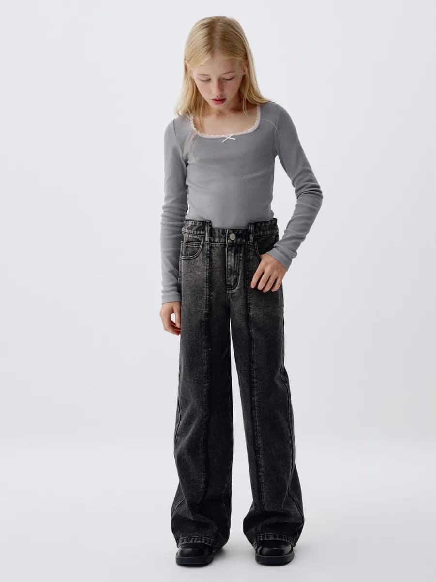 Джинсы широкие с рельефными швами в стиле гранж