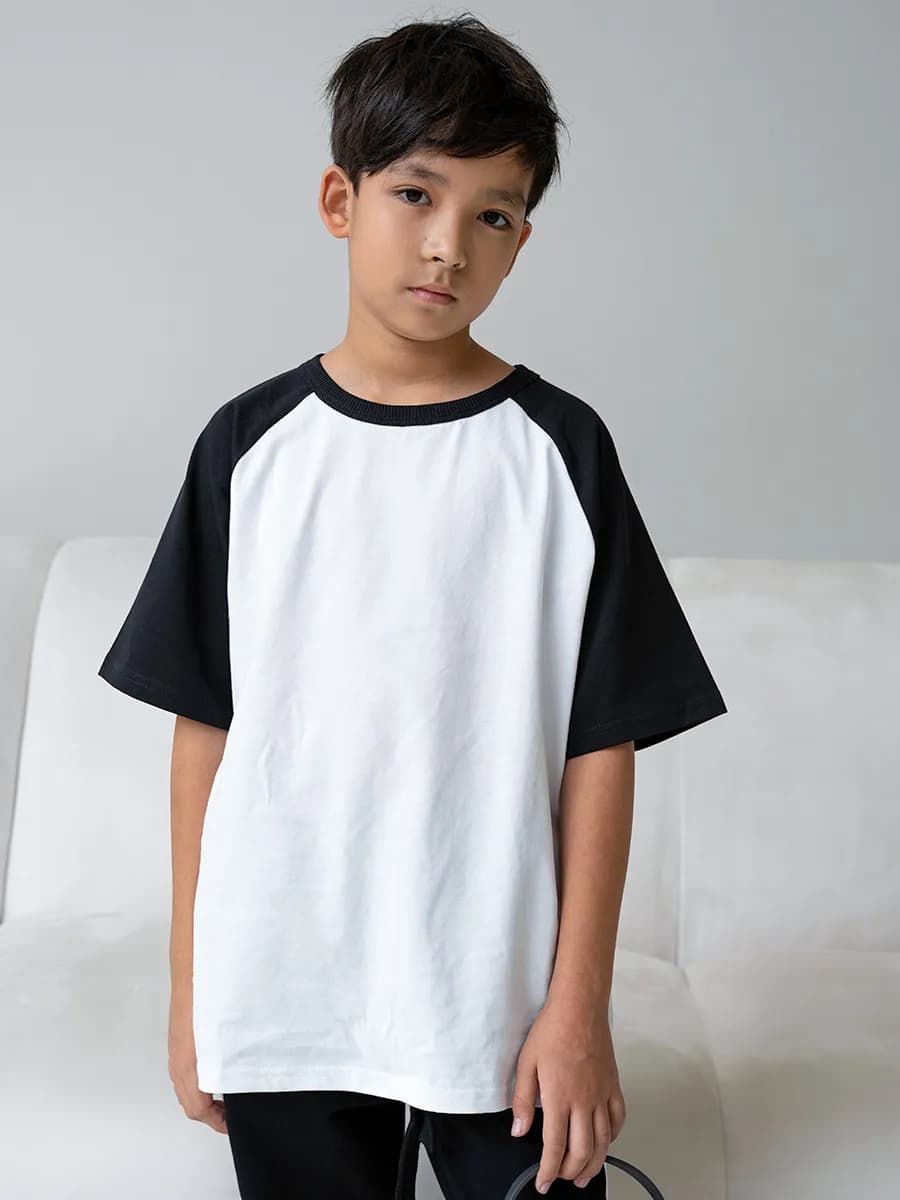 Спортивная футболка для мальчика