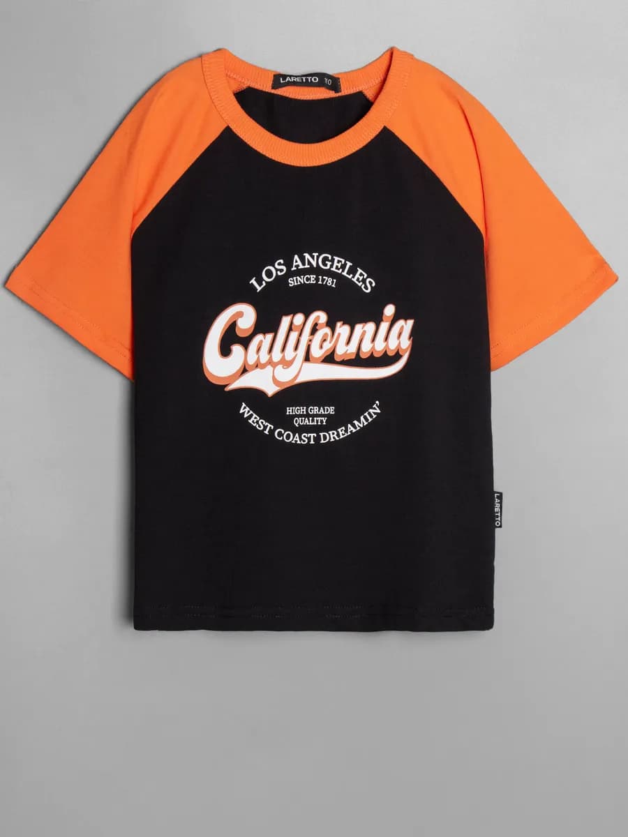 Спортивная футболка для мальчика