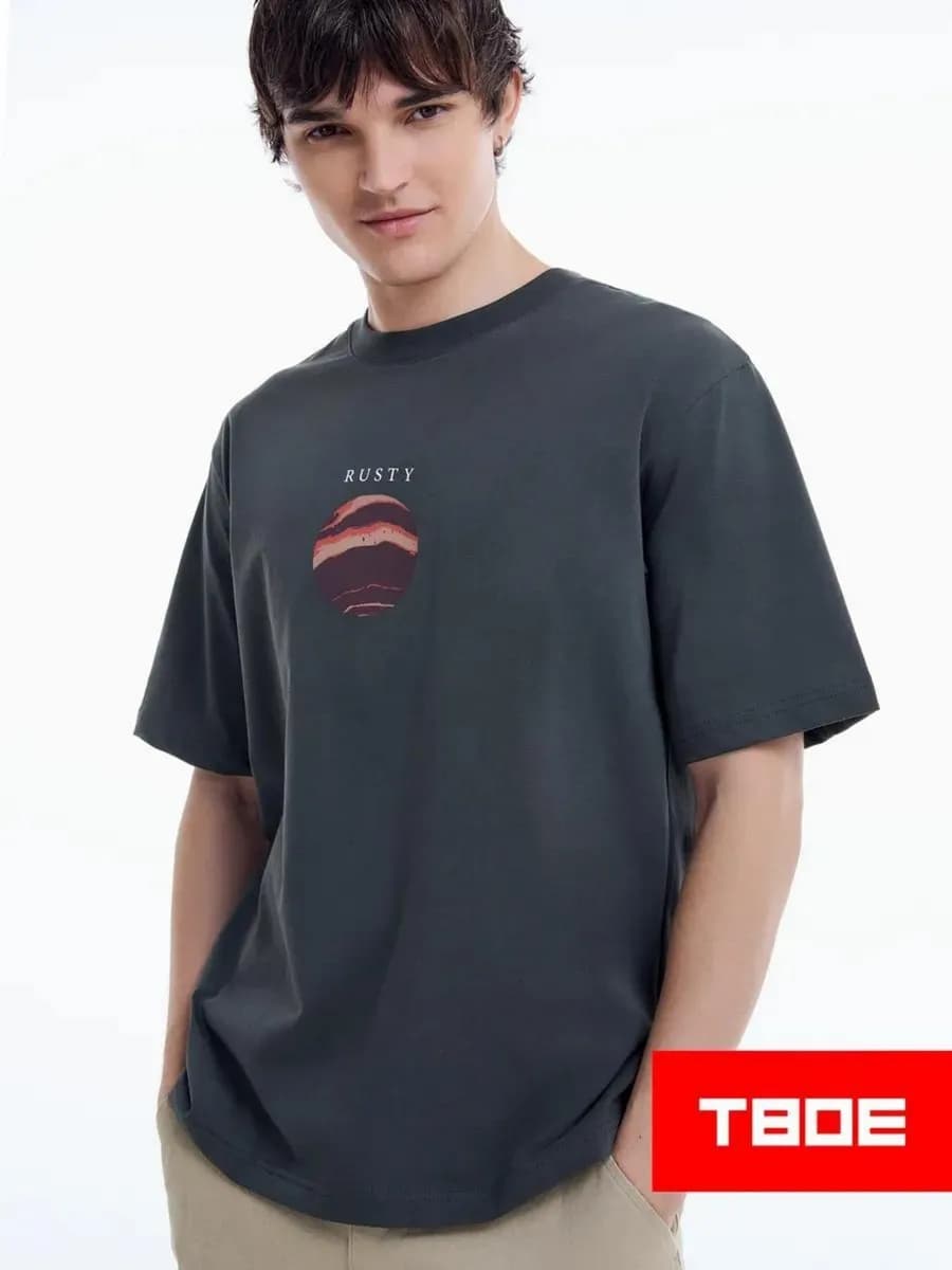 Футболка с принтом планеты и надписи Rusty - фото 1