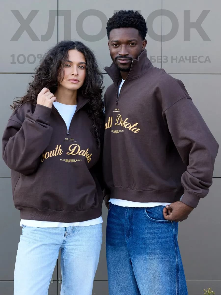 Свитшот полузамок женский оверсайз укороченный с принтом