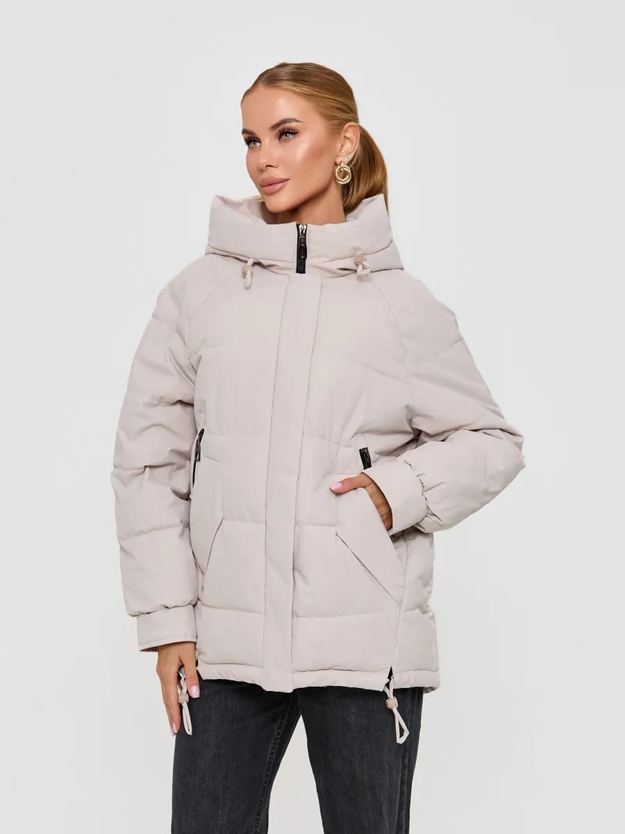 Куртка зимняя оверсайз с капюшоном короткая