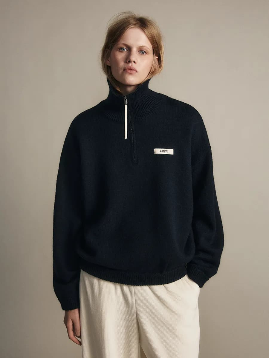 Джемпер на молнии вязаный с горлом