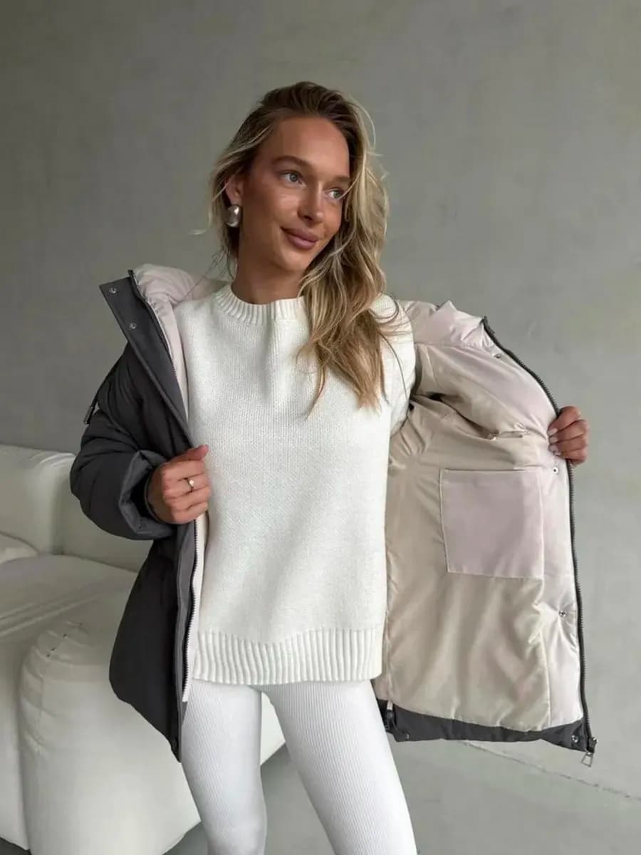 Зимняя куртка длинная с капюшоном