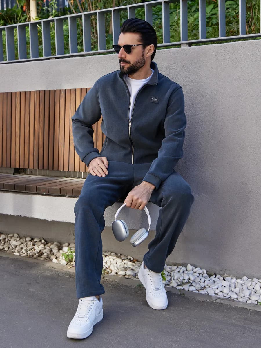 Теплый костюм с начесом