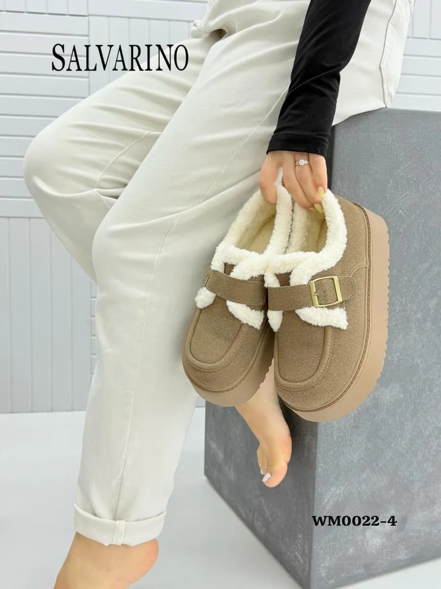 Полуботинки зимние на платформе угги замшевые