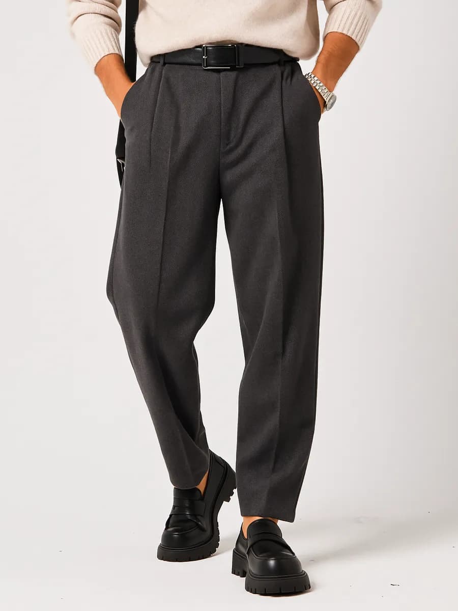 Демисезонные брюки бананы классические со стрелками