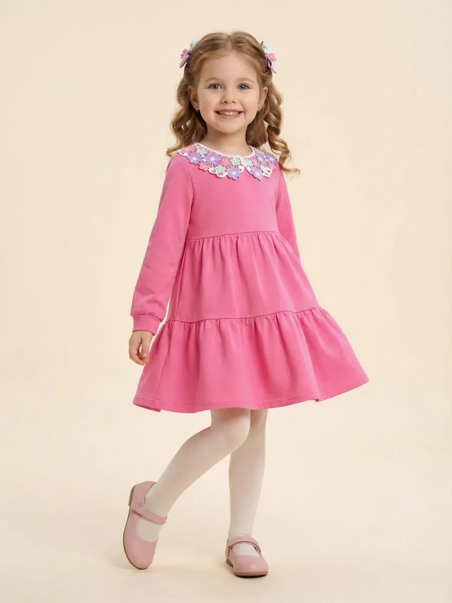 Платье розовое праздничное с воротником длинным рукавом