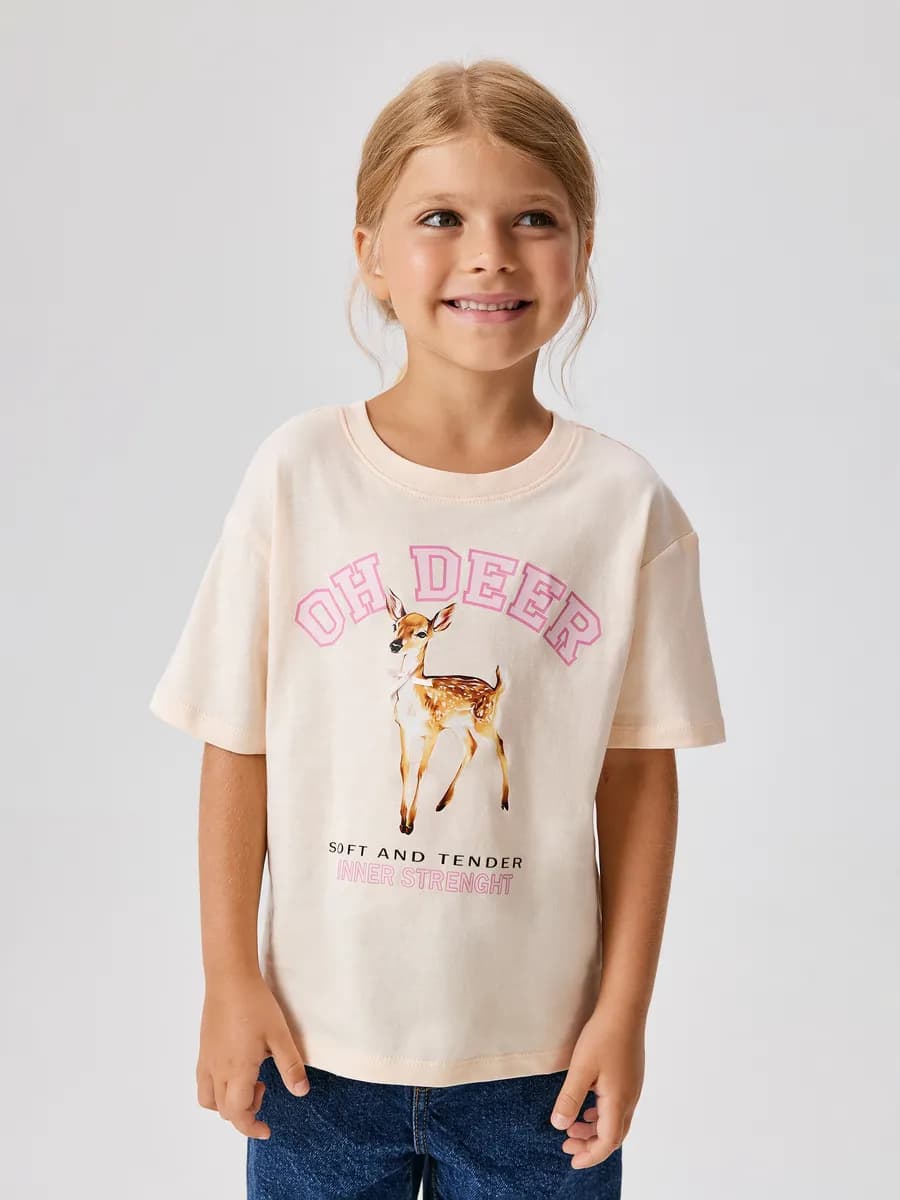 Футболка с олененком