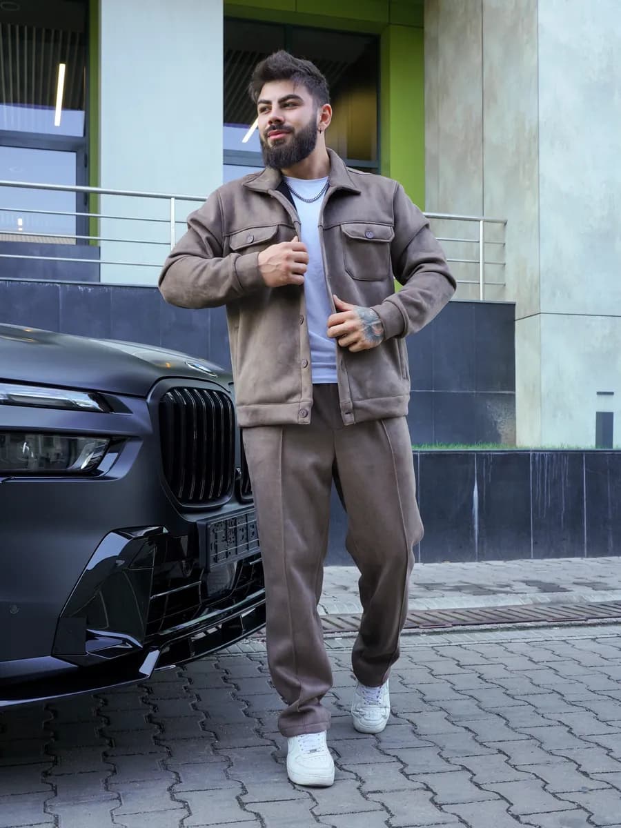 мужской костюм