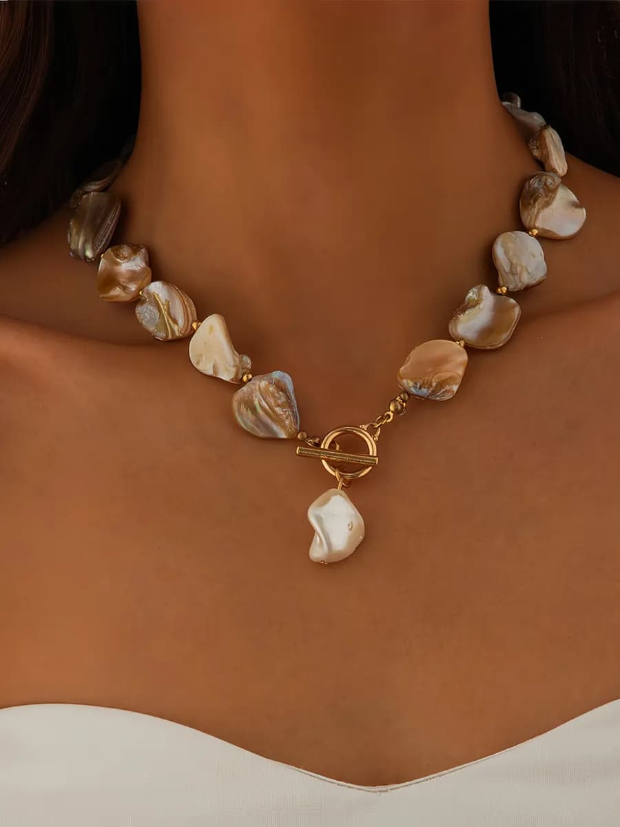 Украшение на шею колье ожерелье