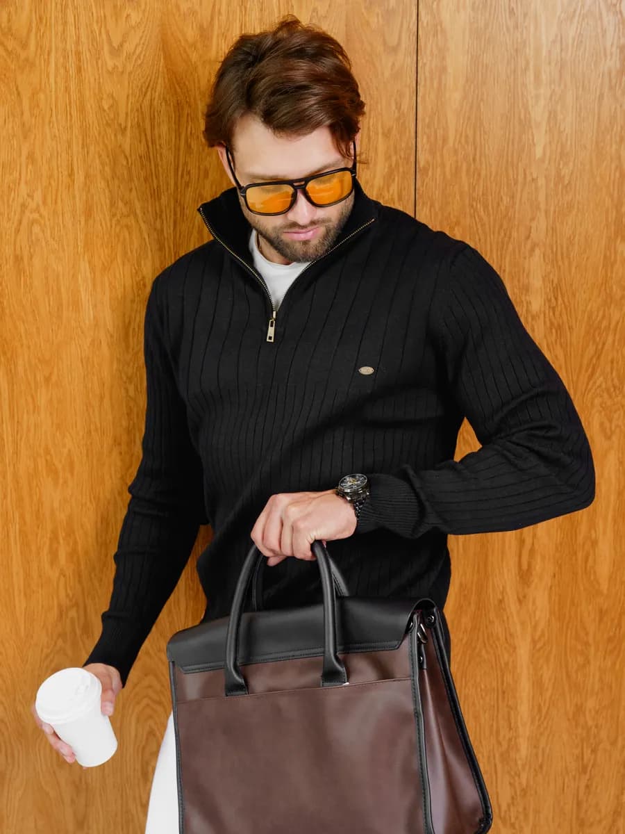 Теплый джемпер в рубчик - фото 1