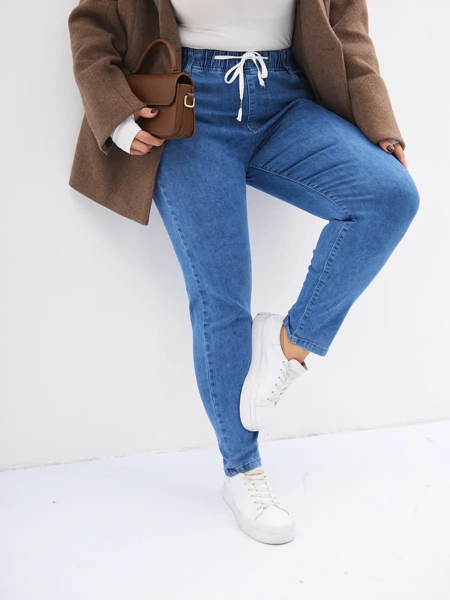 Джинсы на резинке