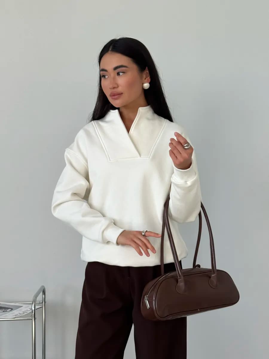 Теплый свитшот с начесом Кофта с воротником