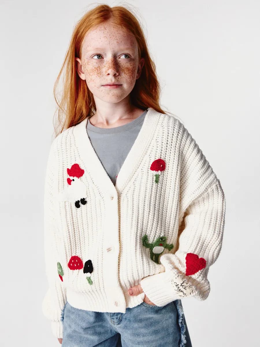 Кардиган оверсайз с аппликацией