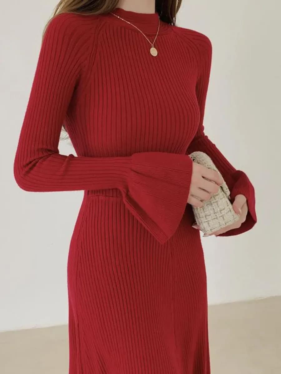 Платье теплое вязаное