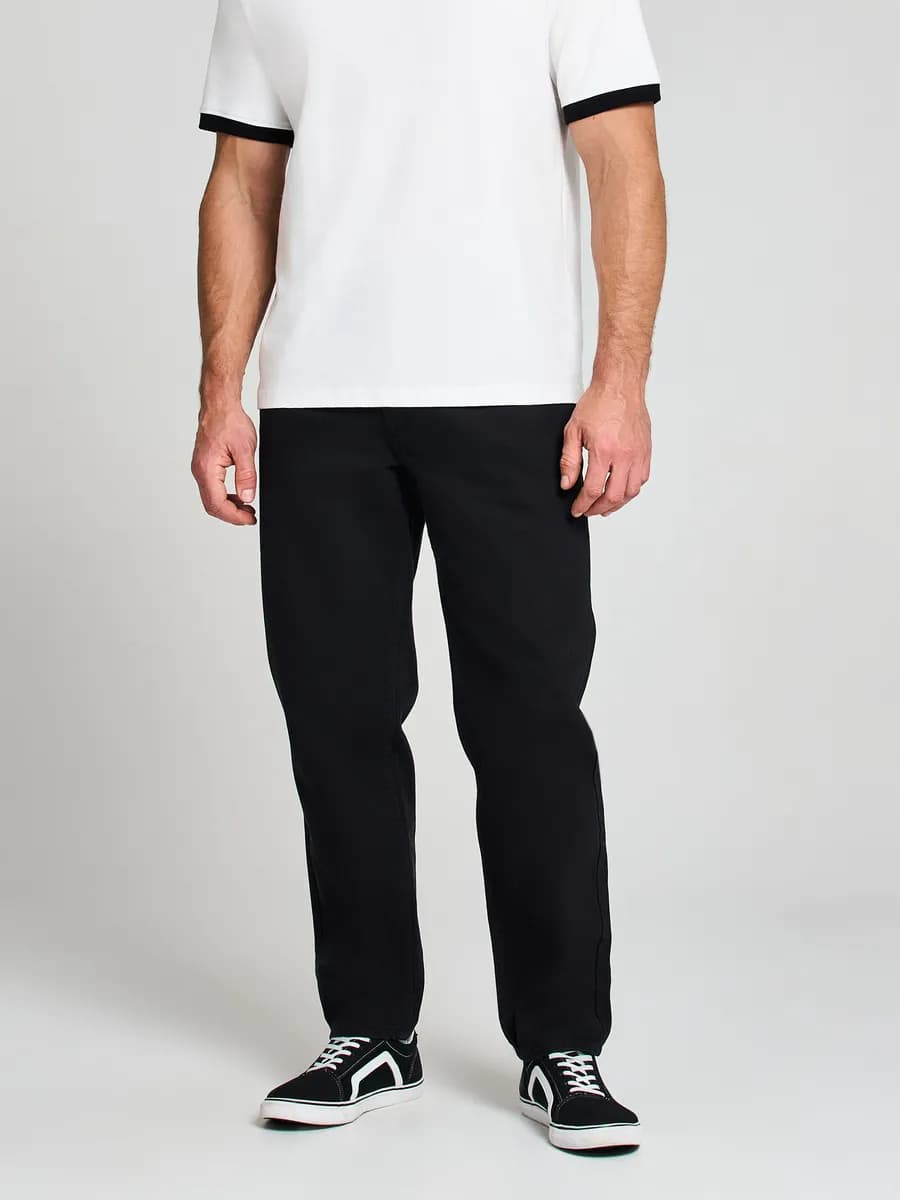 Прямые джинсовые брюки