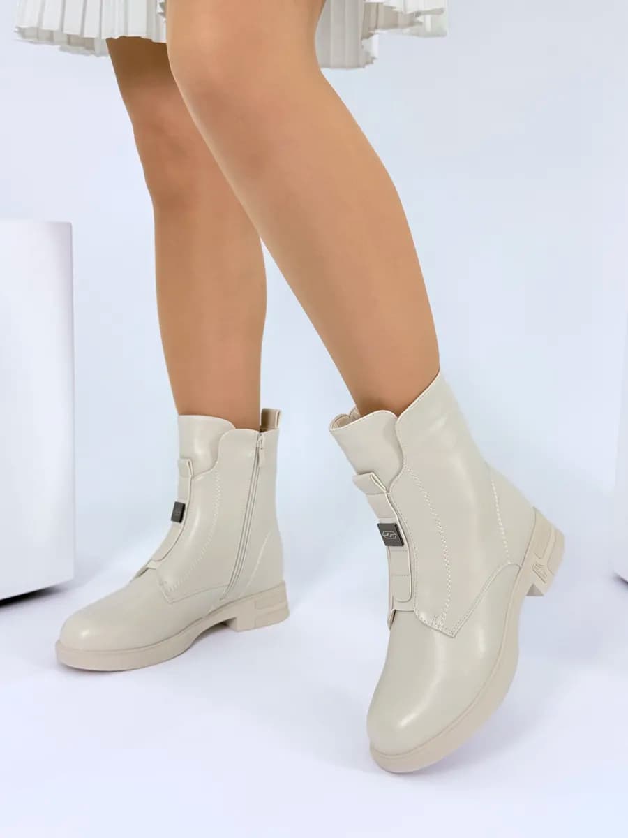 Ботинки зимние женские