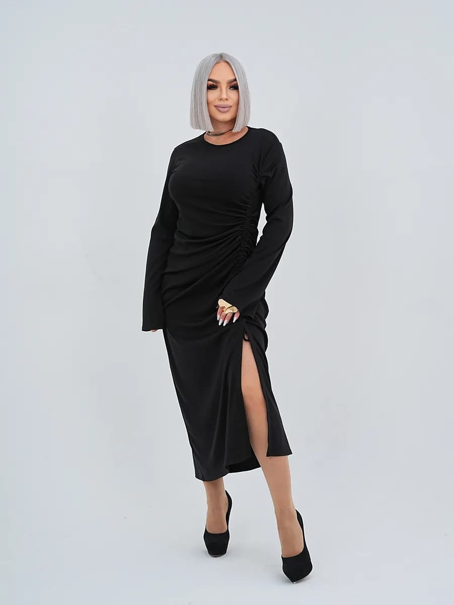 Платье облегающее миди с разрезом - фото 1