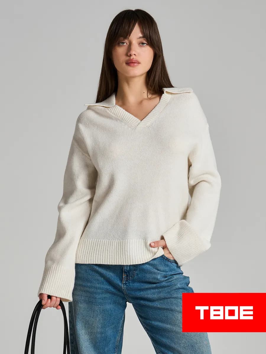 Вязаный пуловер с воротником