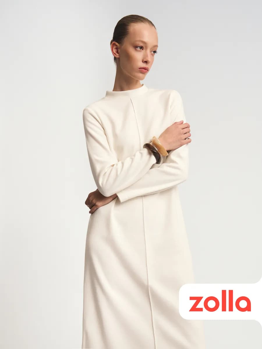 Женское платье-свитер миди с горлом