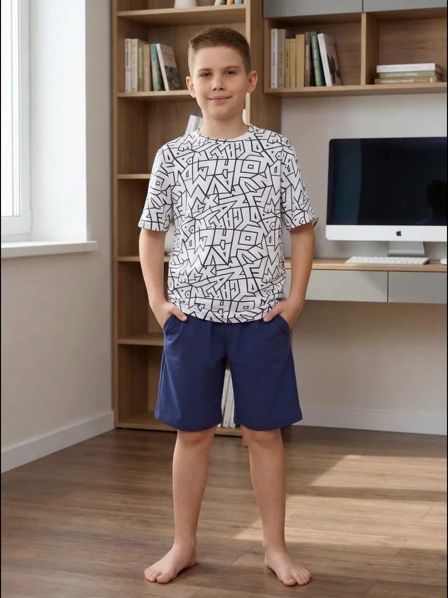 Пижама с шортами и футболкой оверсайз