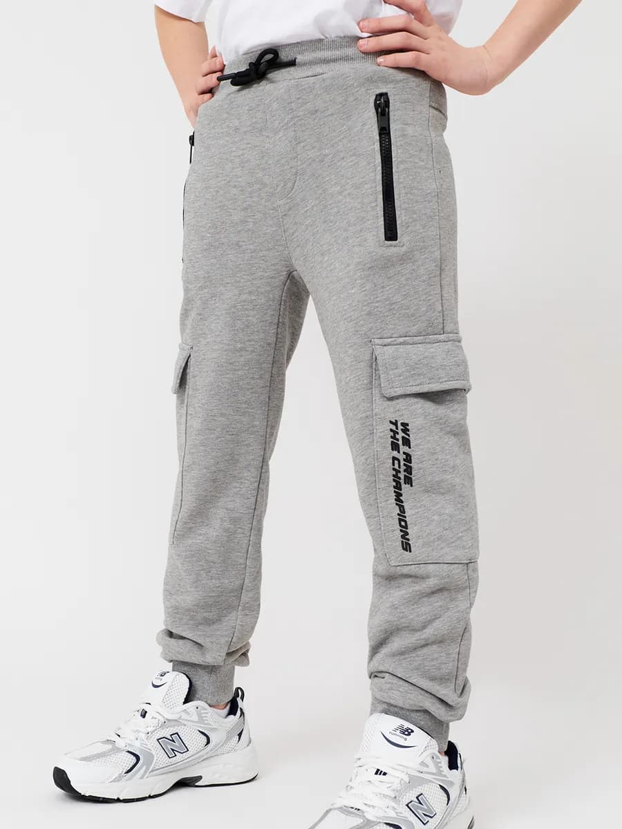 Брюки джоггеры Slim fit накладными карманами карго